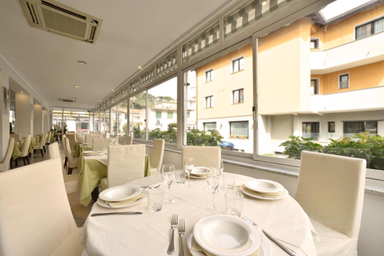 Hotel Ristorante La Marina Mhotelsgroup Сан-Бартоломео-аль-Маре Экстерьер фото