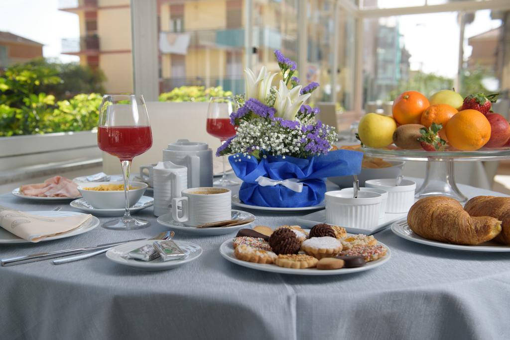 Hotel Ristorante La Marina Mhotelsgroup Сан-Бартоломео-аль-Маре Экстерьер фото